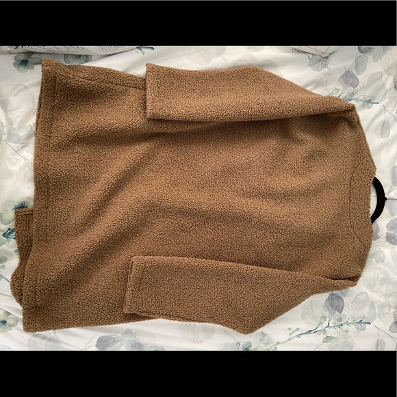 *SOLD* Uniqlo long teddy coat - Picture 2 of 3